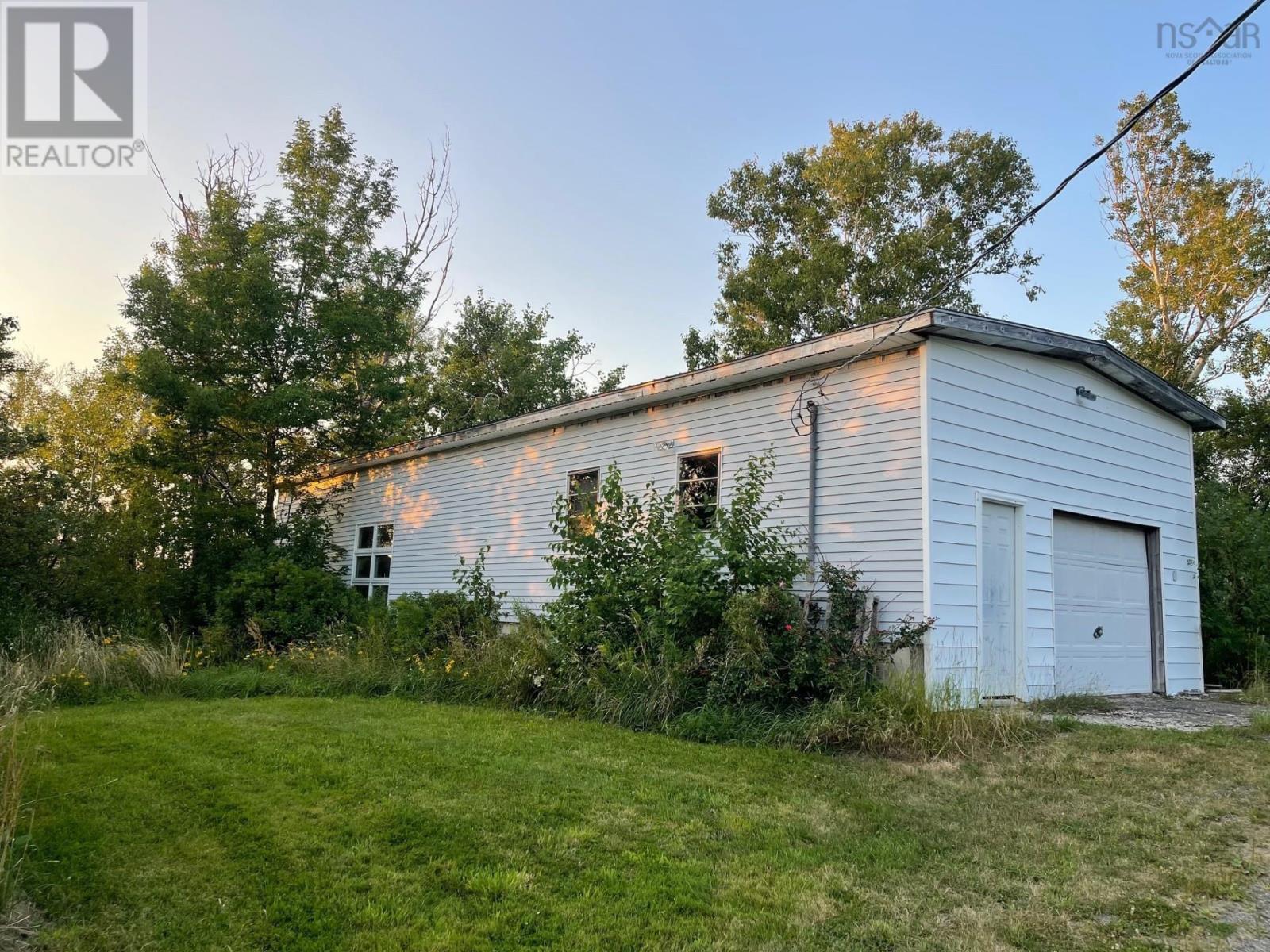 4467 Shore Road Property Photo 43