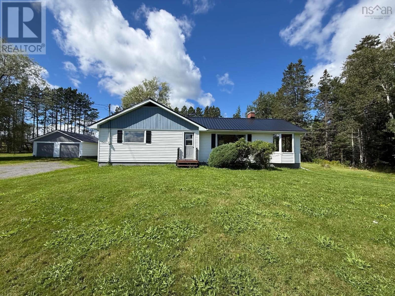 945 Pictou Road Property Photo 1