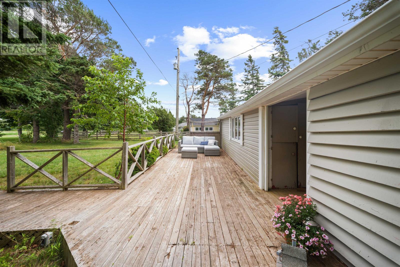30 Margaret Lane Property Photo 22