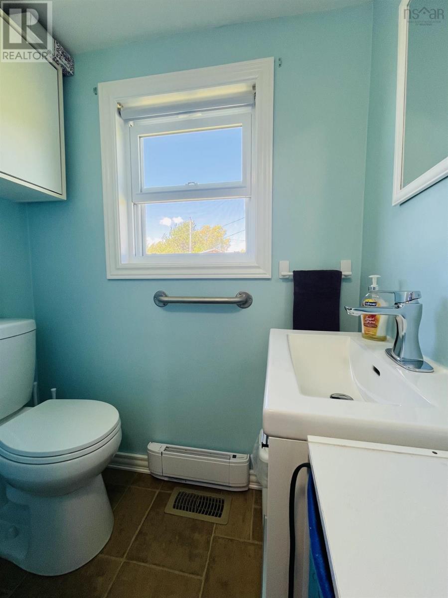 75 Hillside Drive Property Photo 16