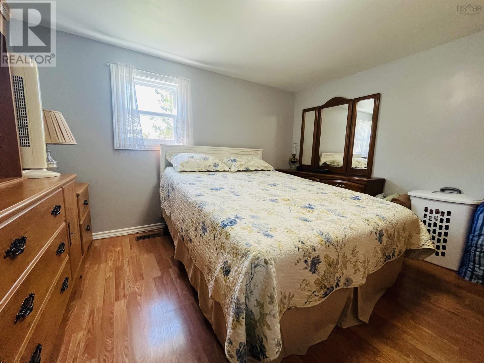 75 Hillside Drive Property Photo 17
