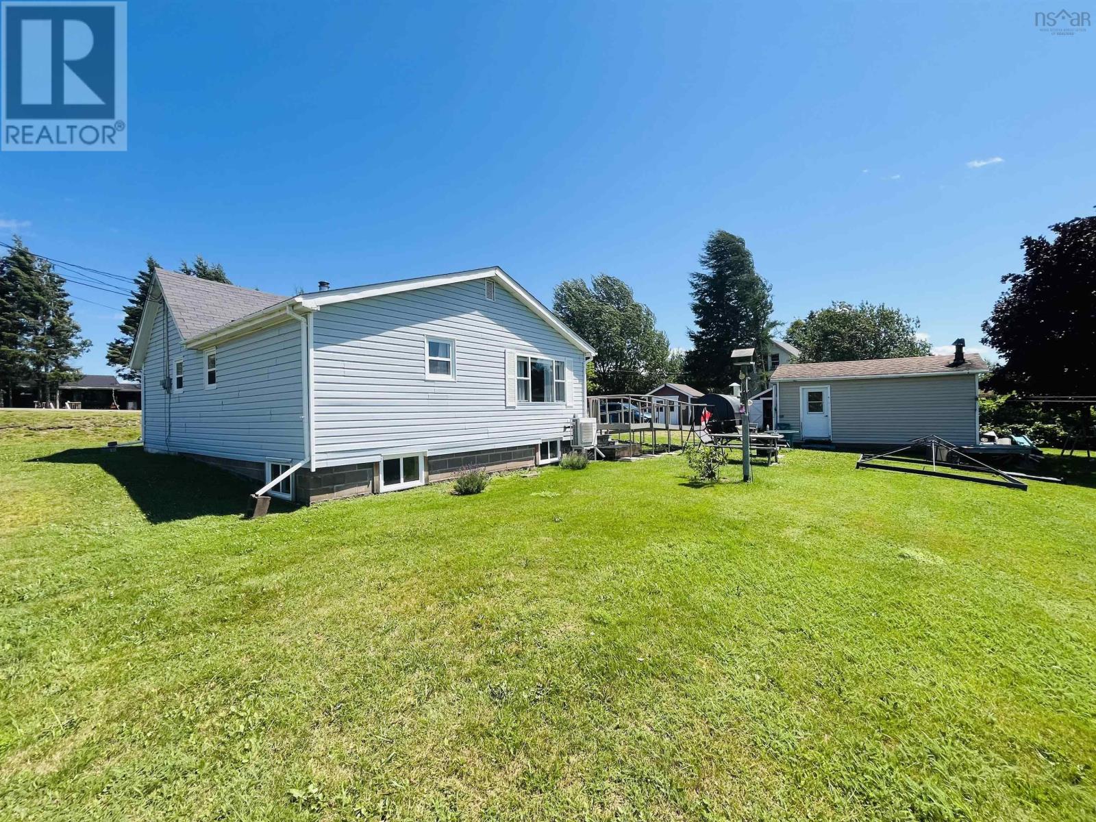 75 Hillside Drive Property Photo 19