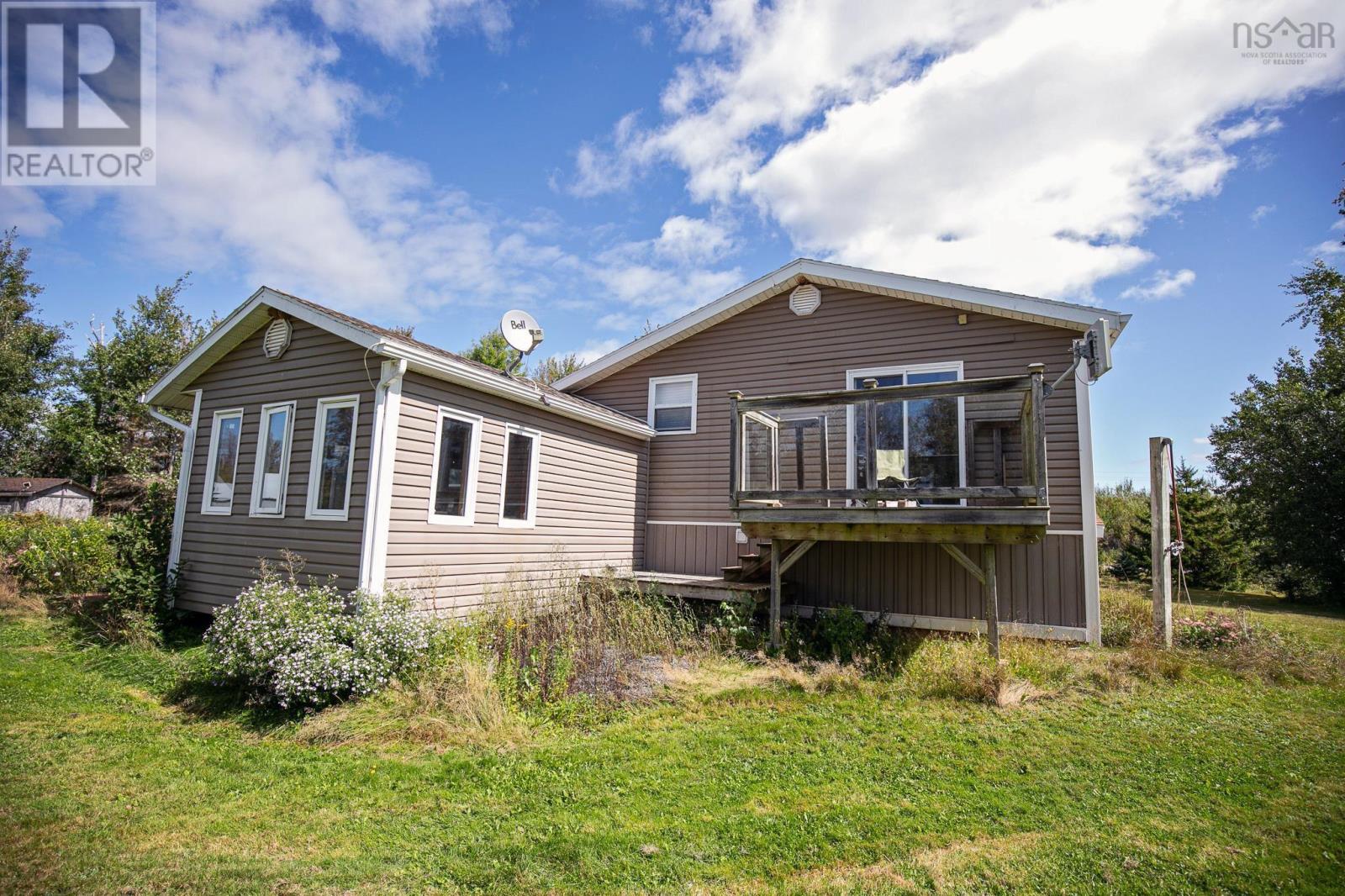 1127 Ferry Road Property Photo 7