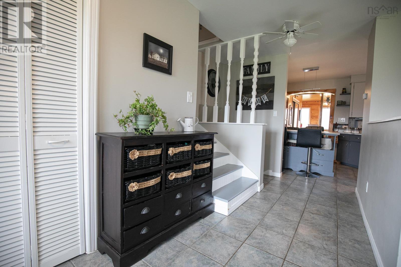 1127 Ferry Road Property Photo 10