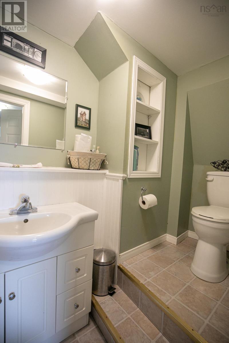 1127 Ferry Road Property Photo 31
