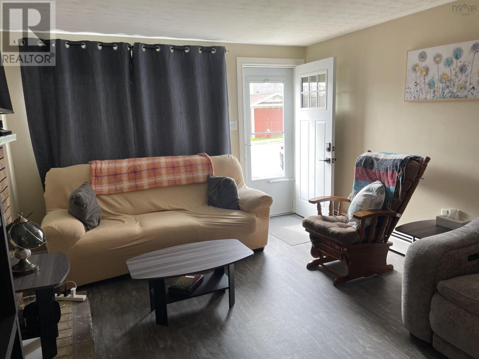 10 Brodie Avenue Property Photo 6