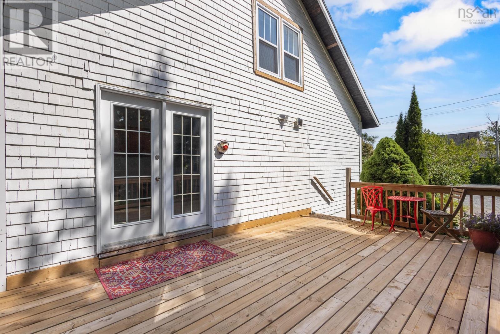 456 Windsor Junction Road Property Photo 11
