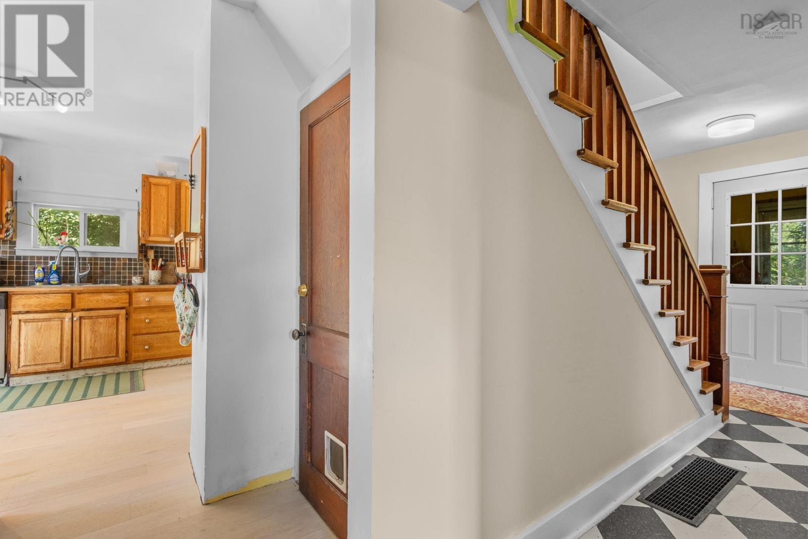 456 Windsor Junction Road Property Photo 12