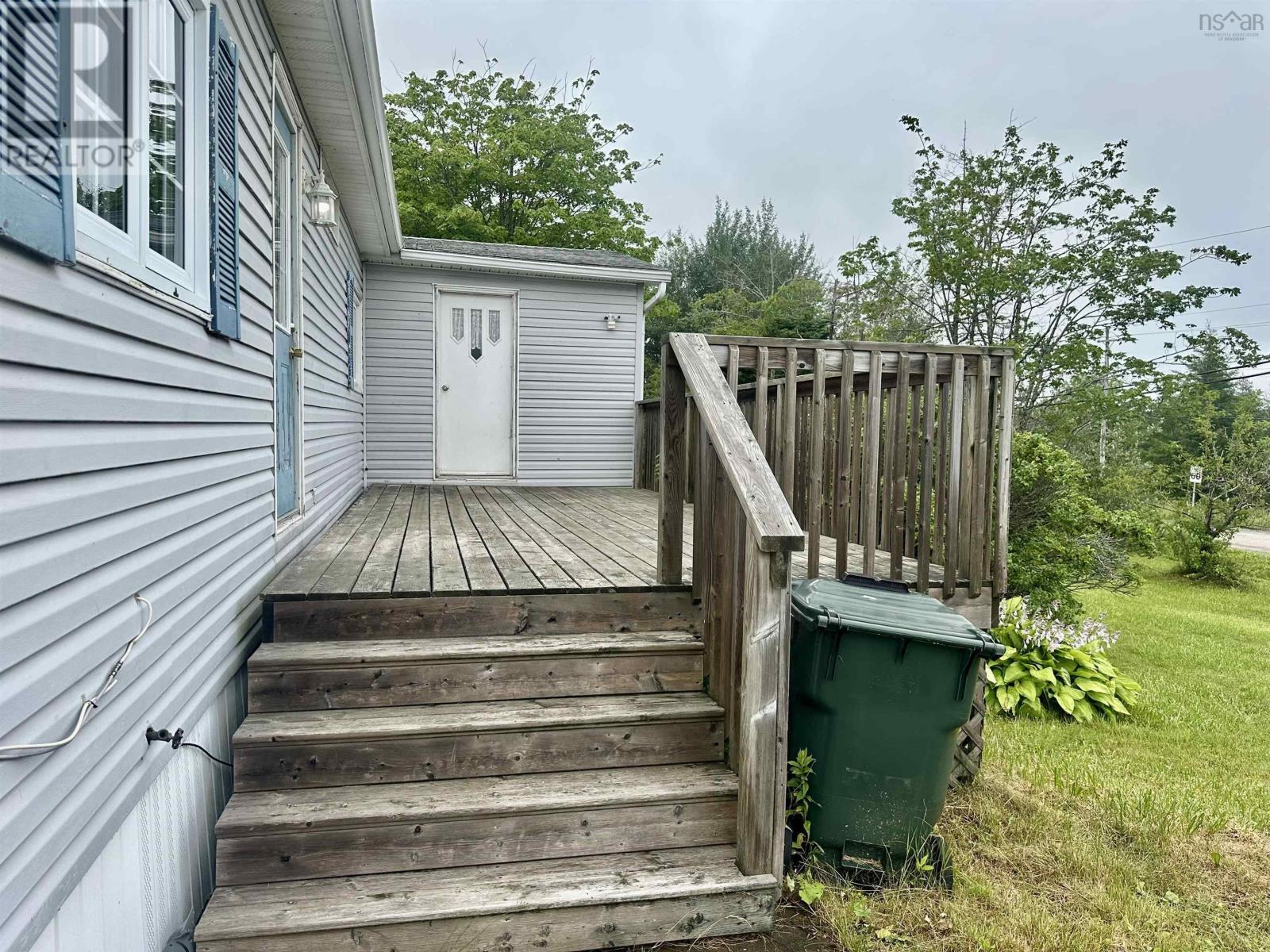 276 Highway 320 Property Photo 2