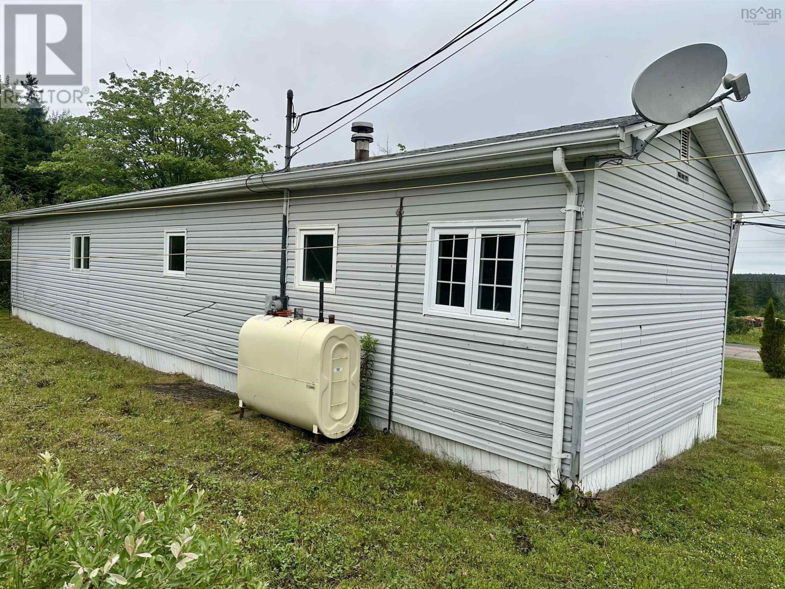 276 Highway 320 Property Photo 8