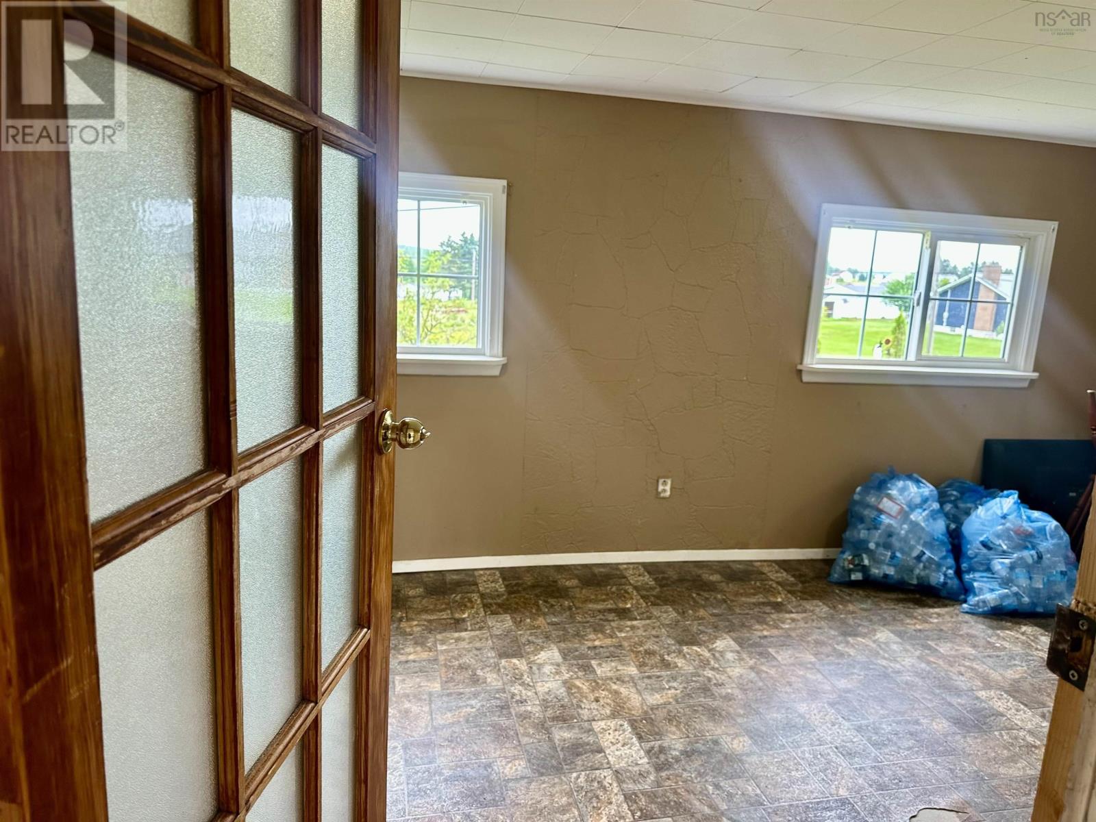 276 Highway 320 Property Photo 10
