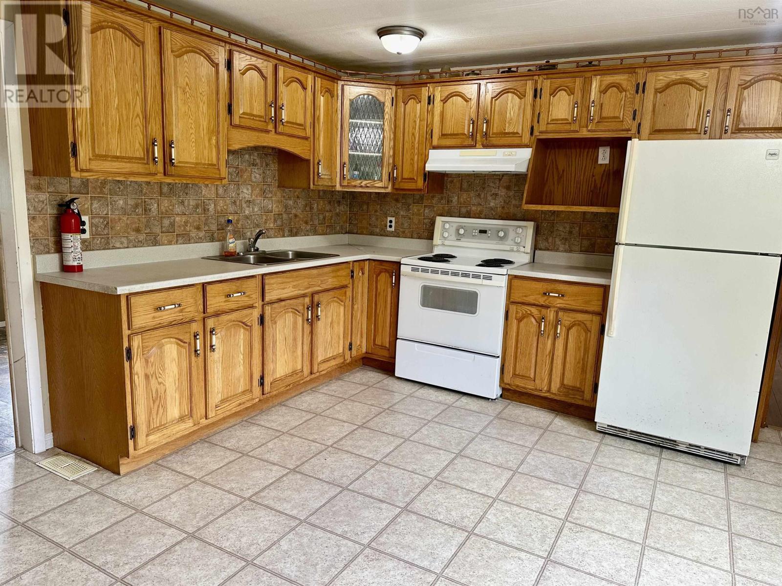 276 Highway 320 Property Photo 14