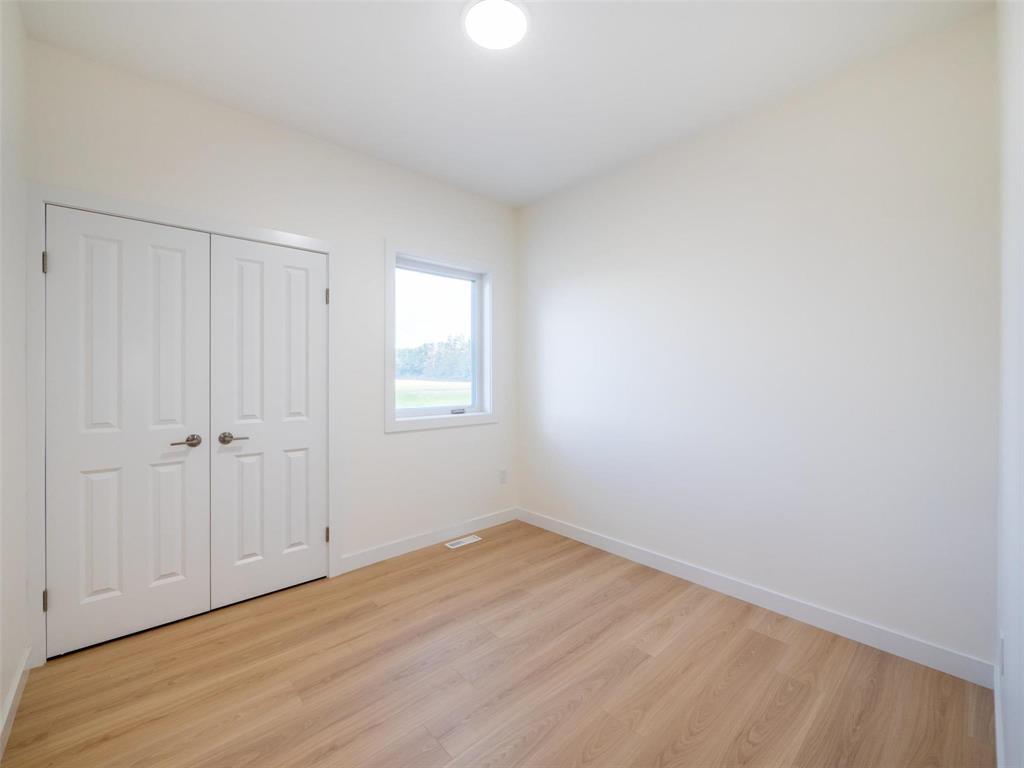 1 Silverbridge Drive Property Photo 2