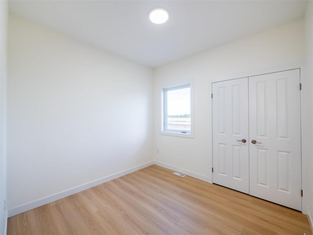 1 Silverbridge Drive Property Photo 3