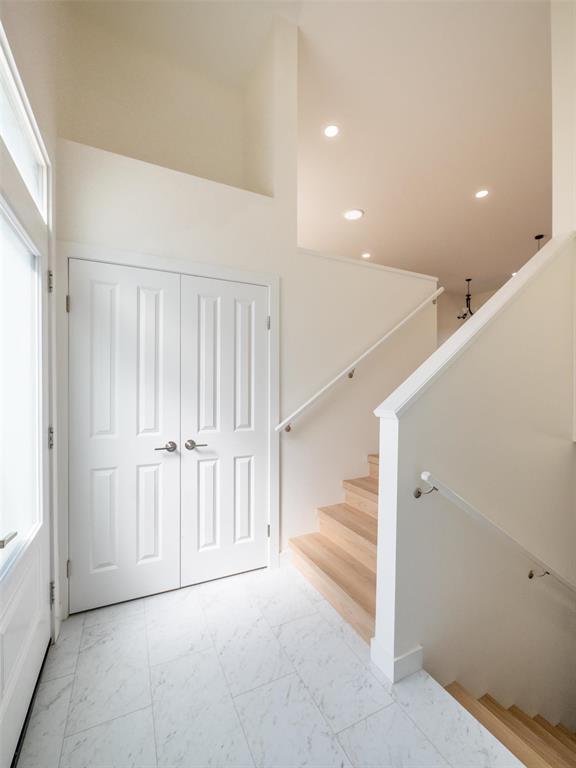 1 Silverbridge Drive Property Photo 10