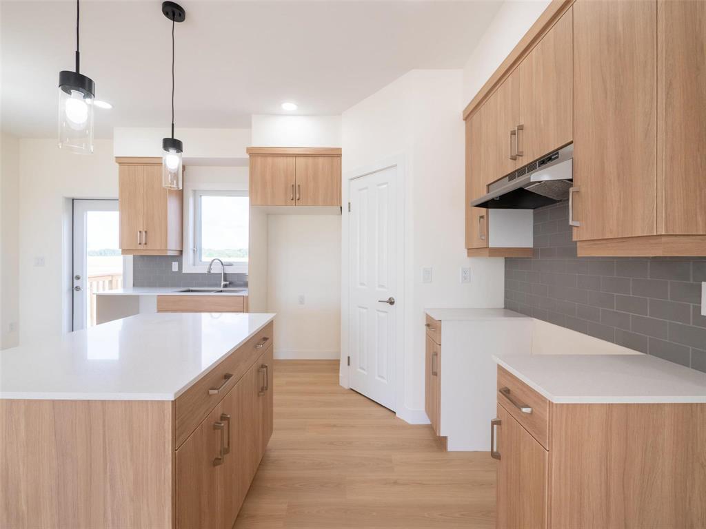 1 Silverbridge Drive Property Photo 14