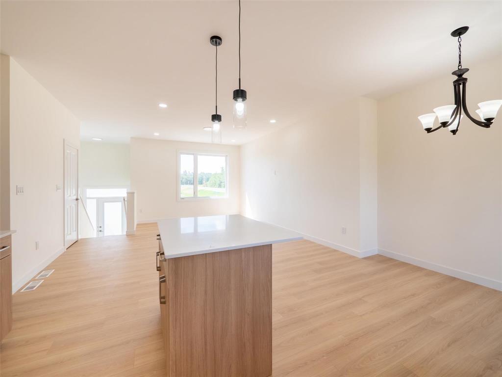 1 Silverbridge Drive Property Photo 16