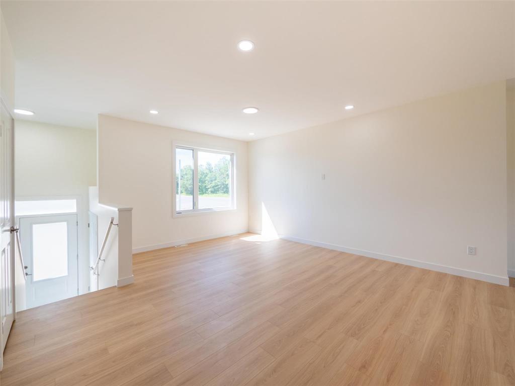 1 Silverbridge Drive Property Photo 19