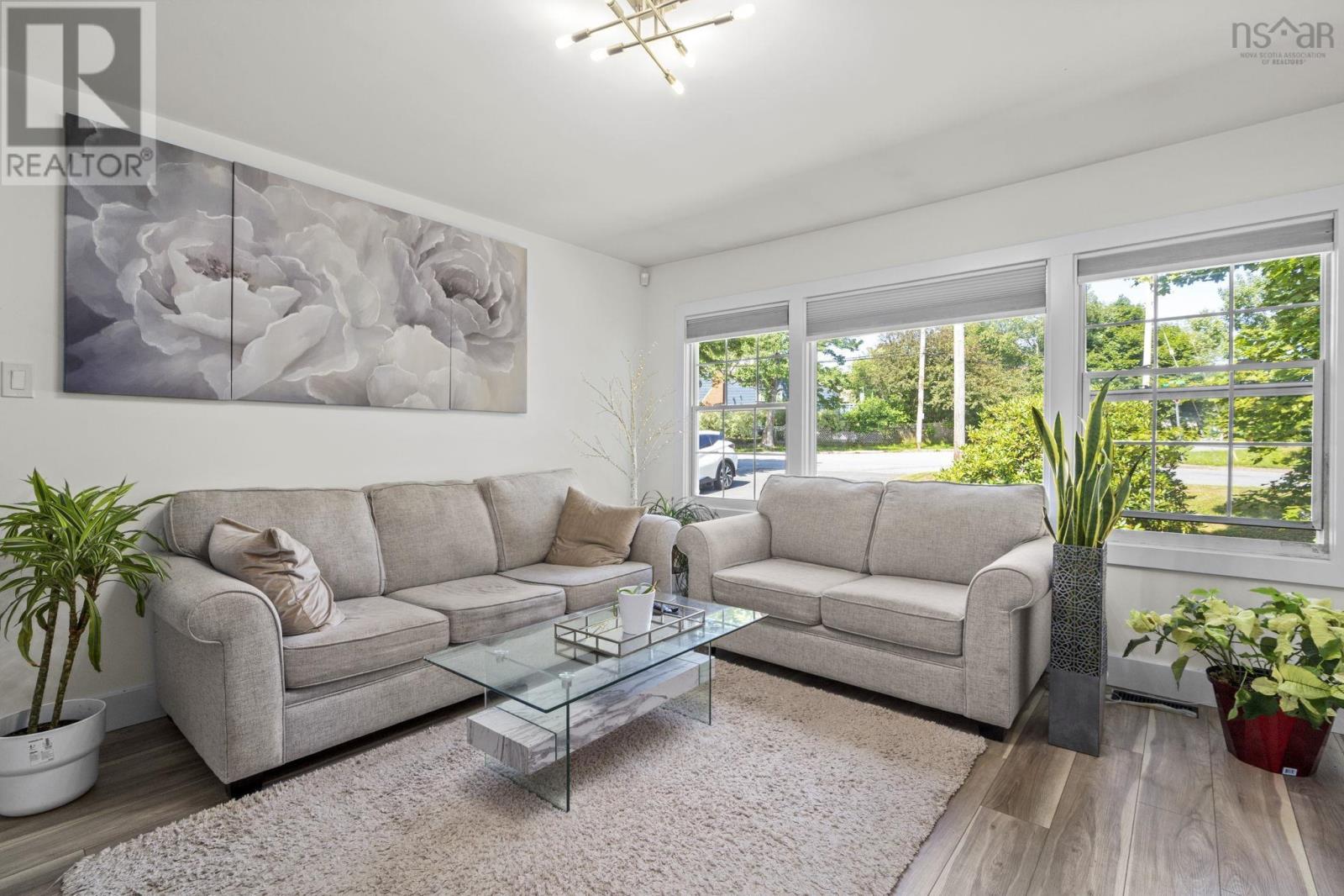 2 Hilltop Terrace Property Photo 4