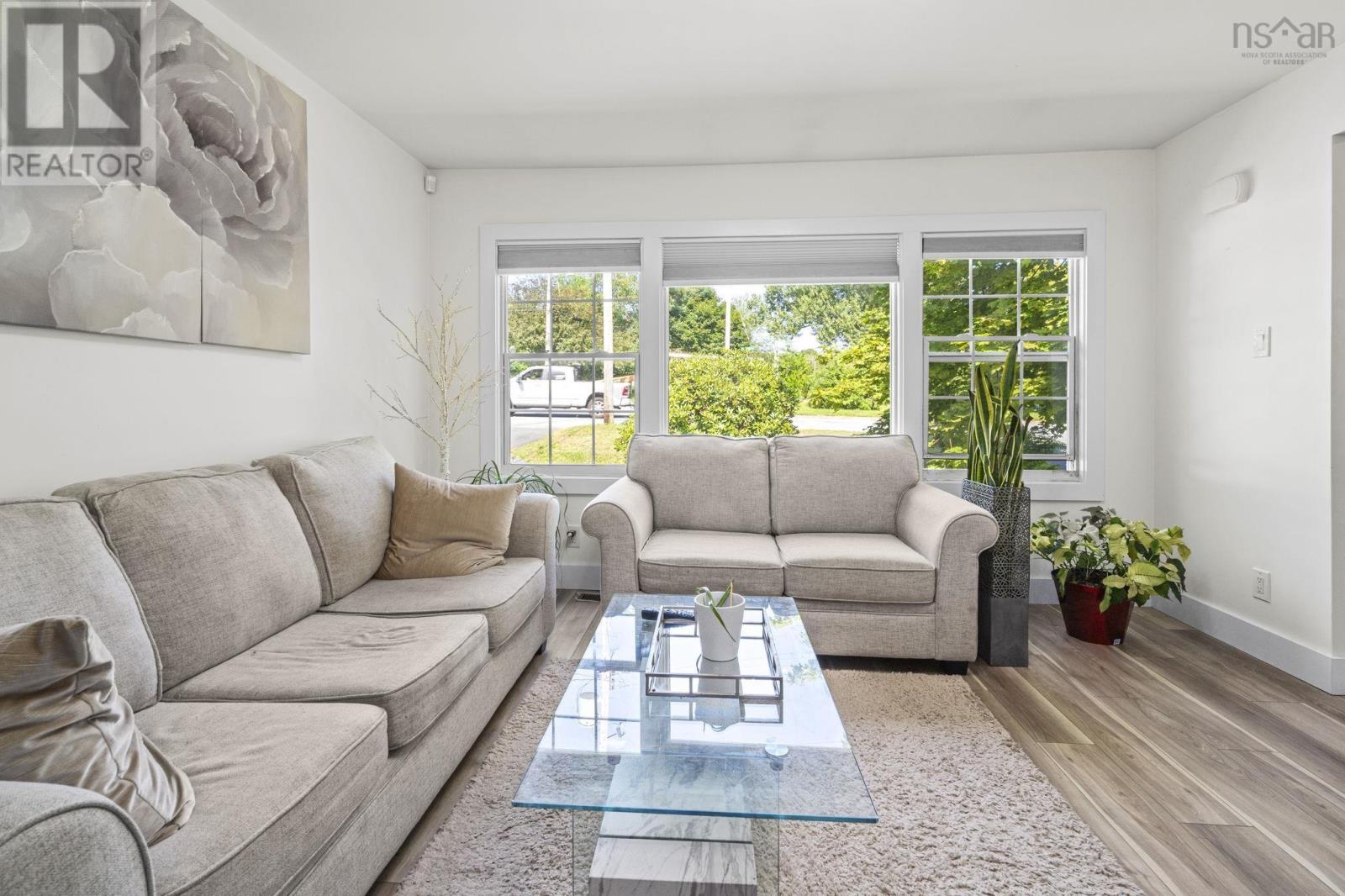 2 Hilltop Terrace Property Photo 5