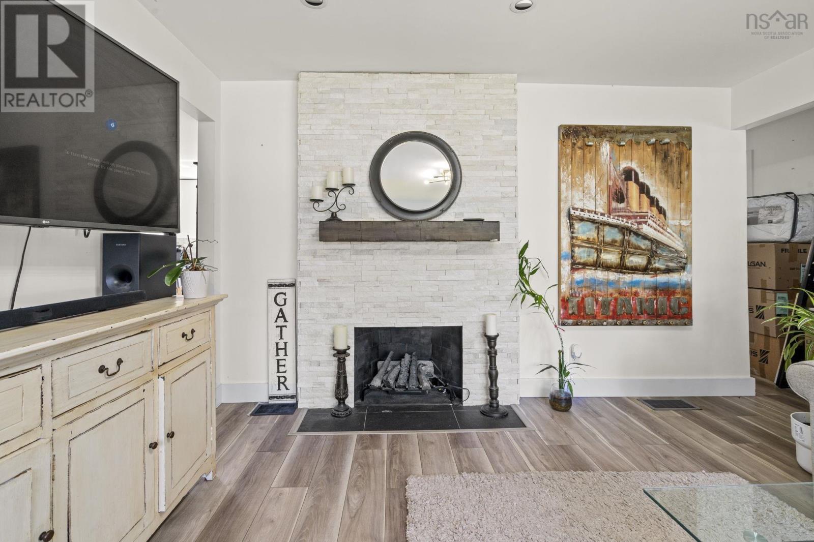 2 Hilltop Terrace Property Photo 6