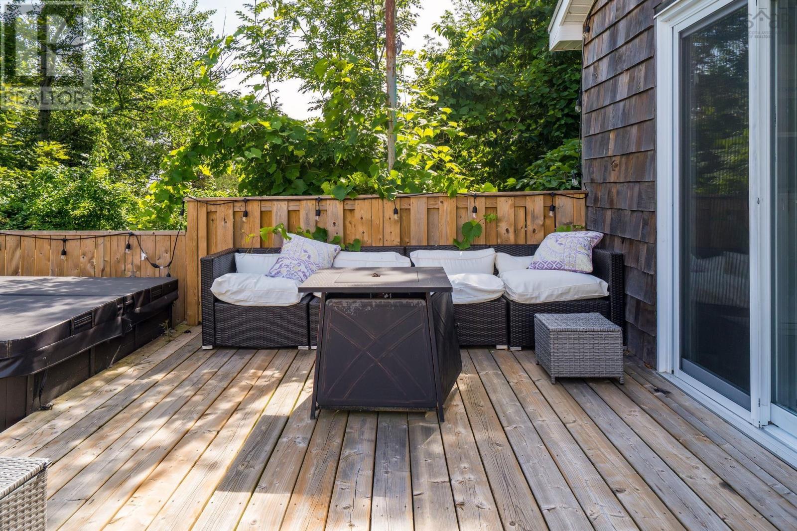 2 Hilltop Terrace Property Photo 31