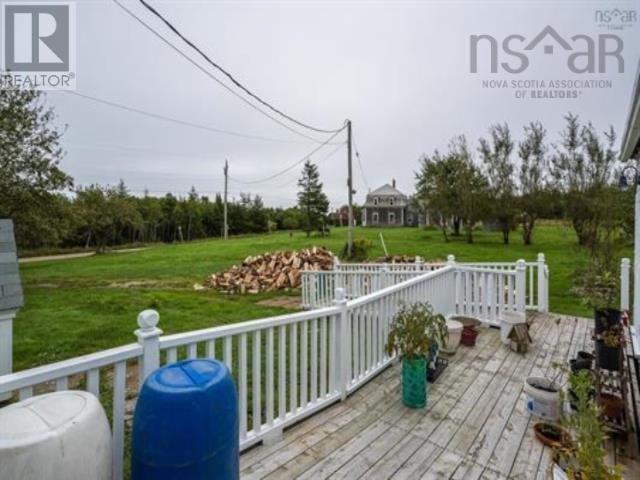 171 Round Bay Ferry Road Property Photo 10