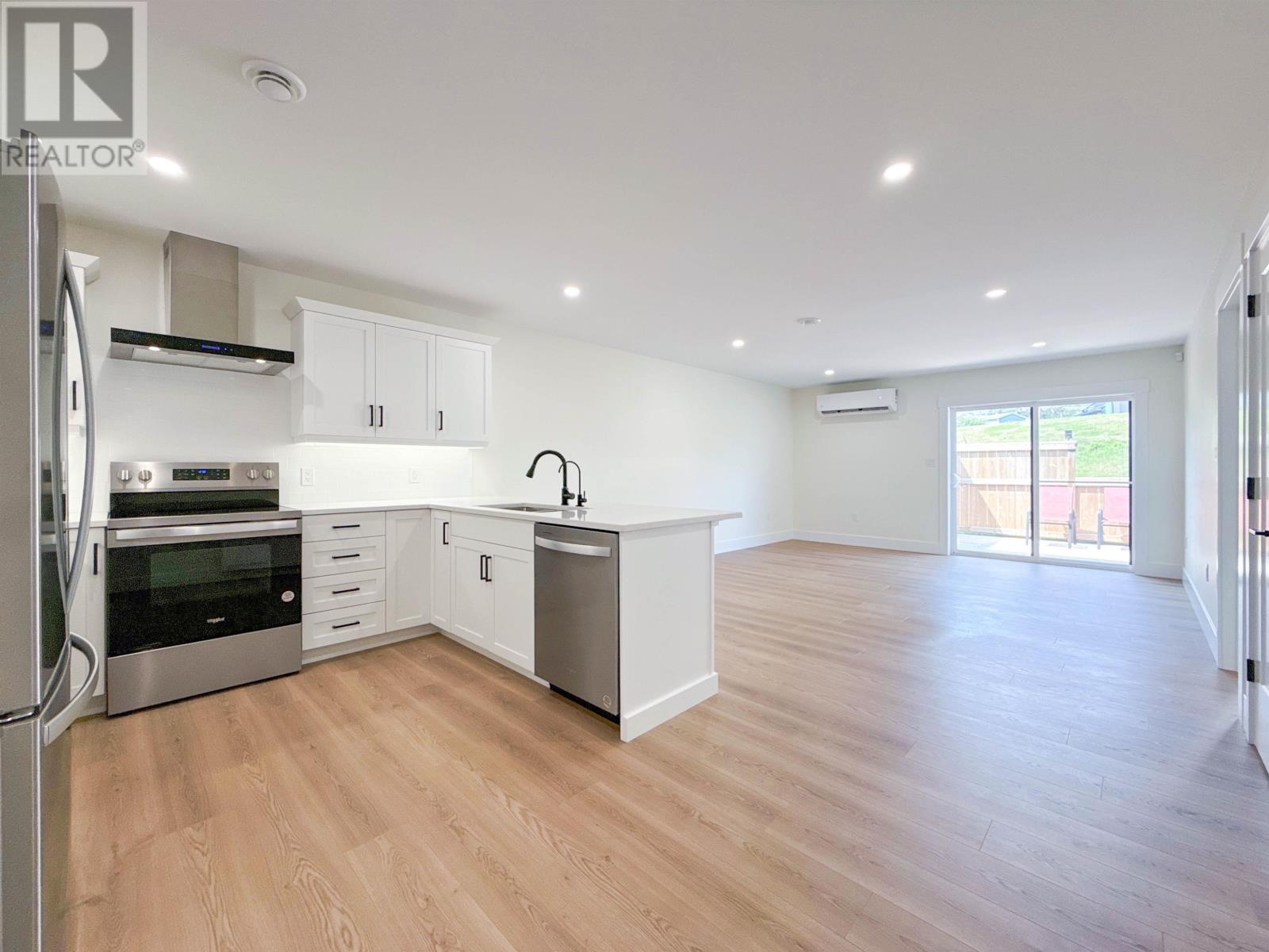 208 Stanmol Drive Property Photo 8