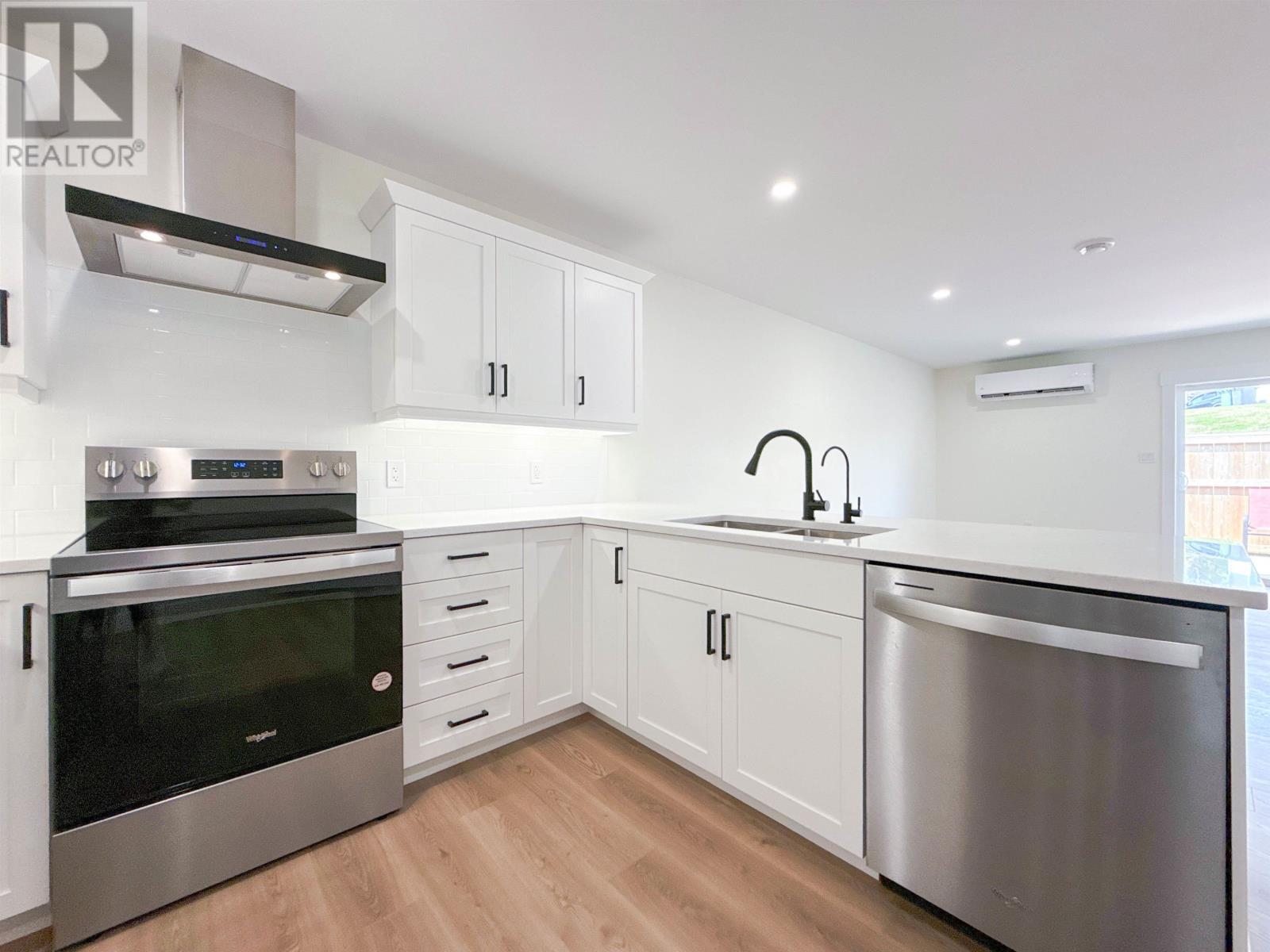 208 Stanmol Drive Property Photo 10