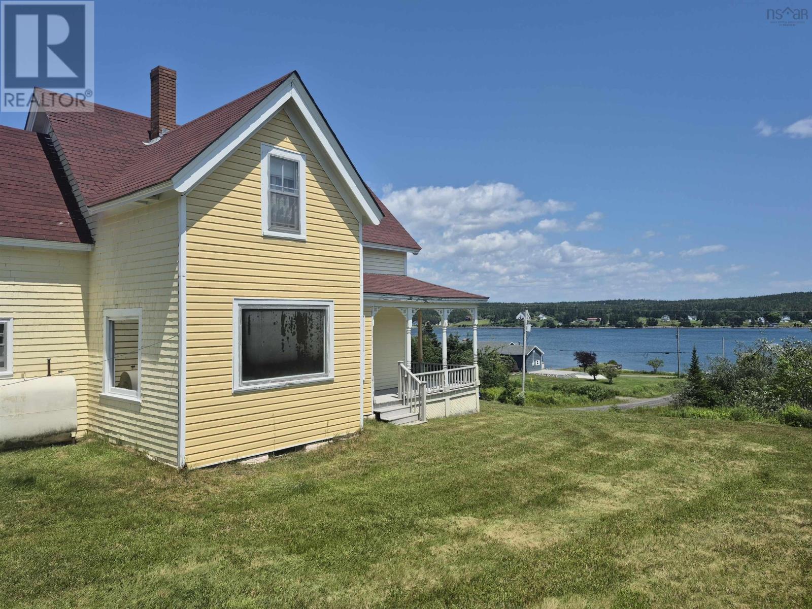 33 Macmillan Hill Road Property Photo 1