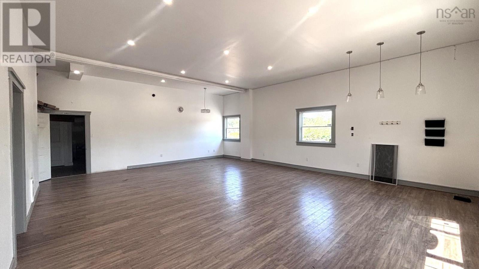 9701 Commercial Street
