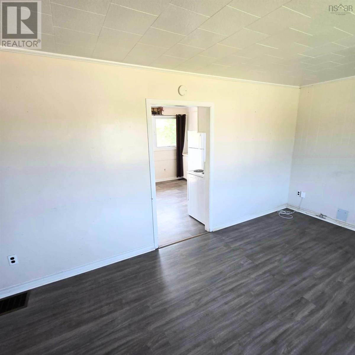 7 Cartwright Street Property Photo 15