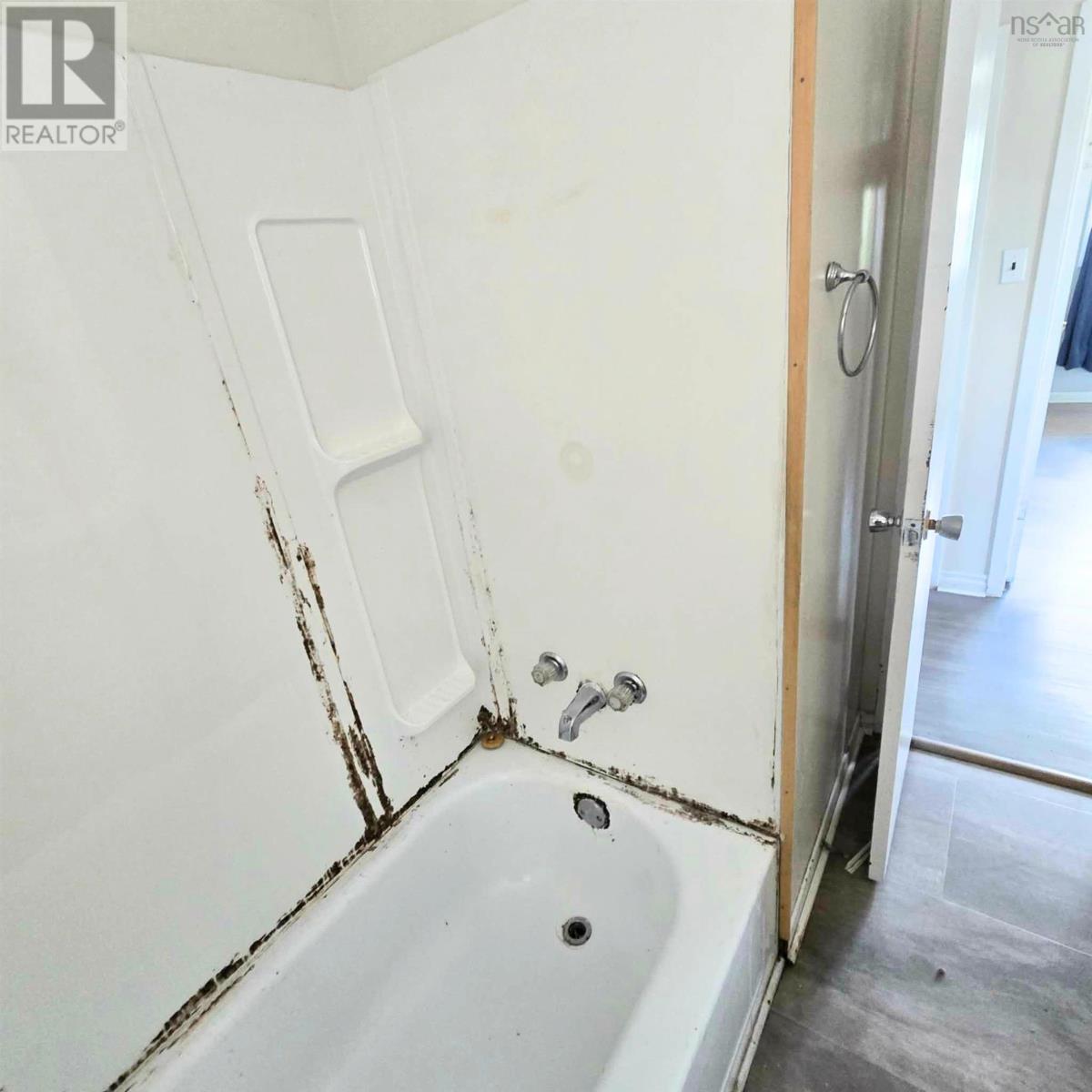 7 Cartwright Street Property Photo 17