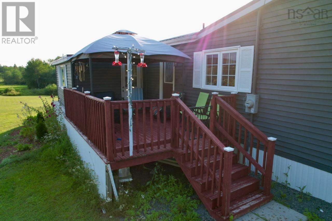 23 Chase Road Property Photo 4
