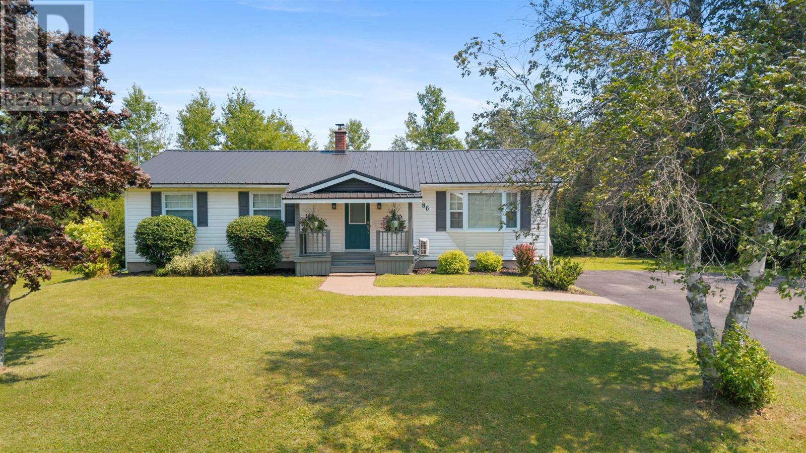 86 Nita Drive Property Photo 2