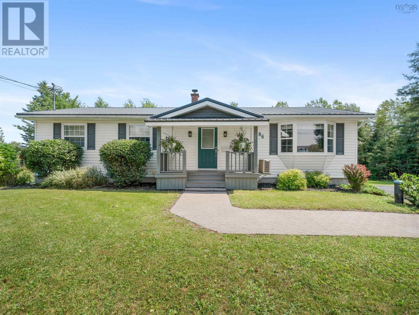 86 Nita Drive Property Photo 3