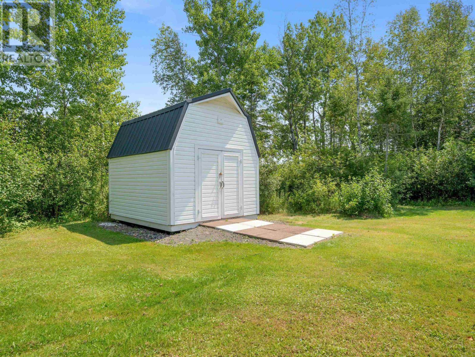86 Nita Drive Property Photo 11