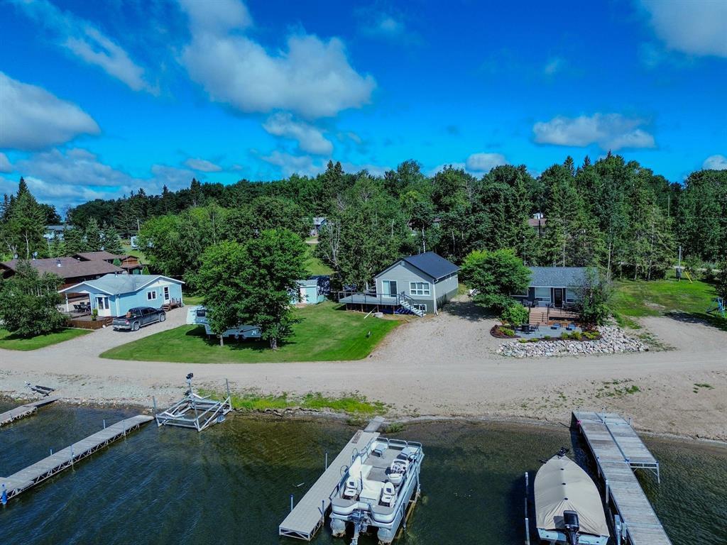4 L Eagle Point Resort Drive Property Photo 1