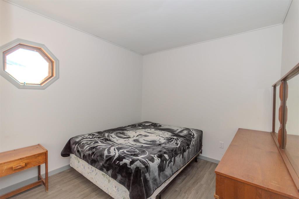 4 L Eagle Point Resort Drive Property Photo 12