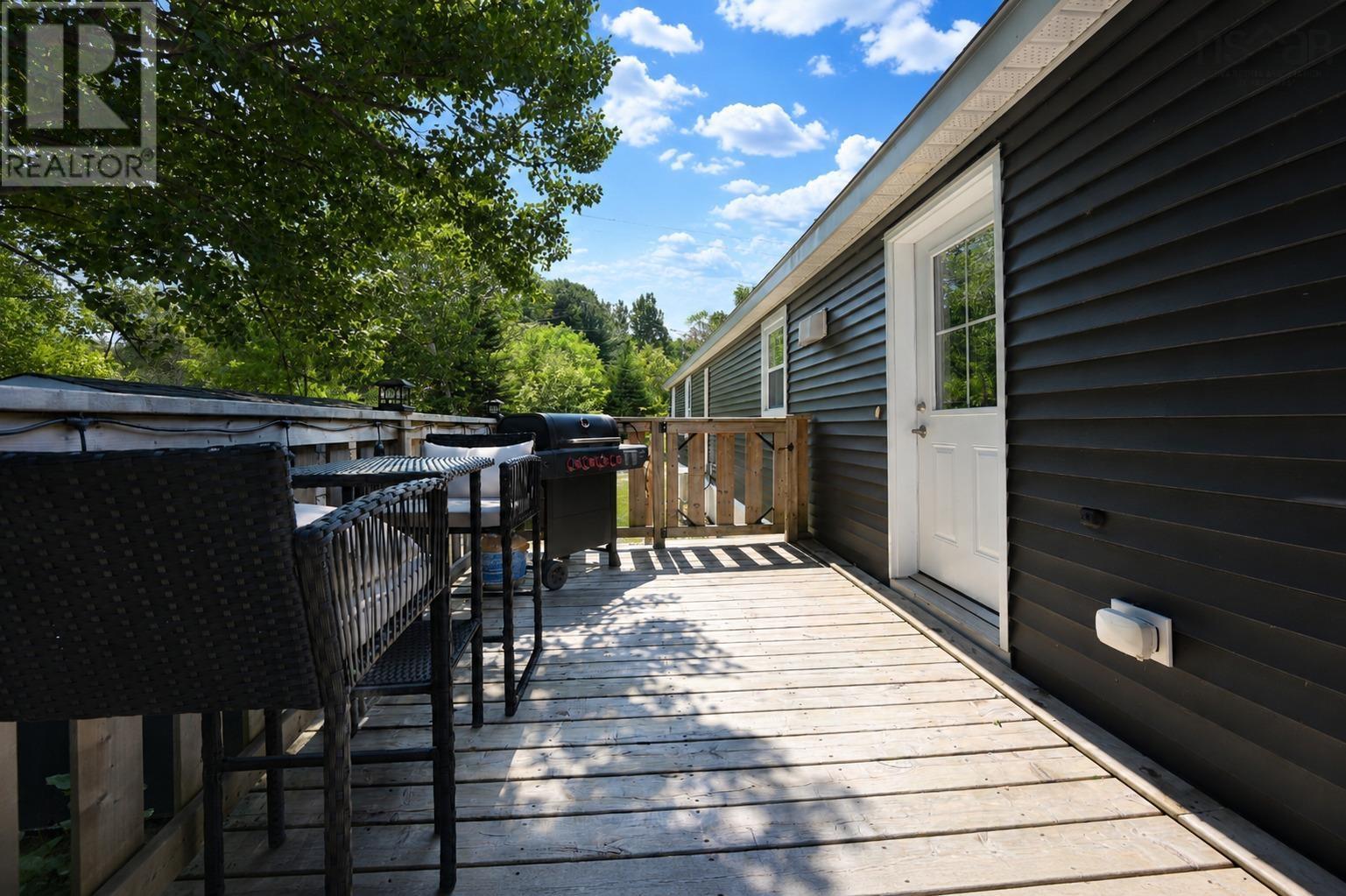 4 Kellys Lane Property Photo 4