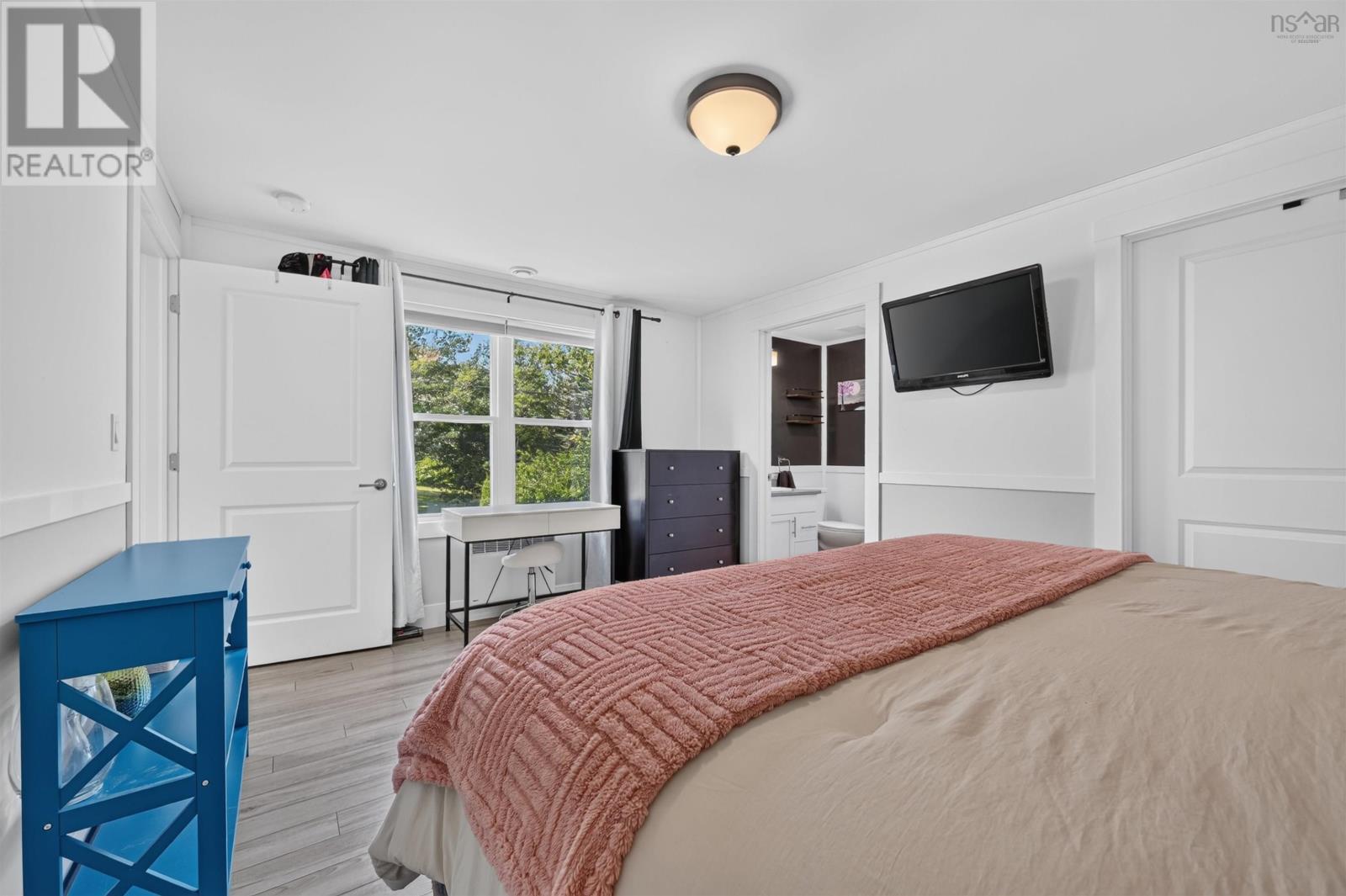4 Kellys Lane Property Photo 24