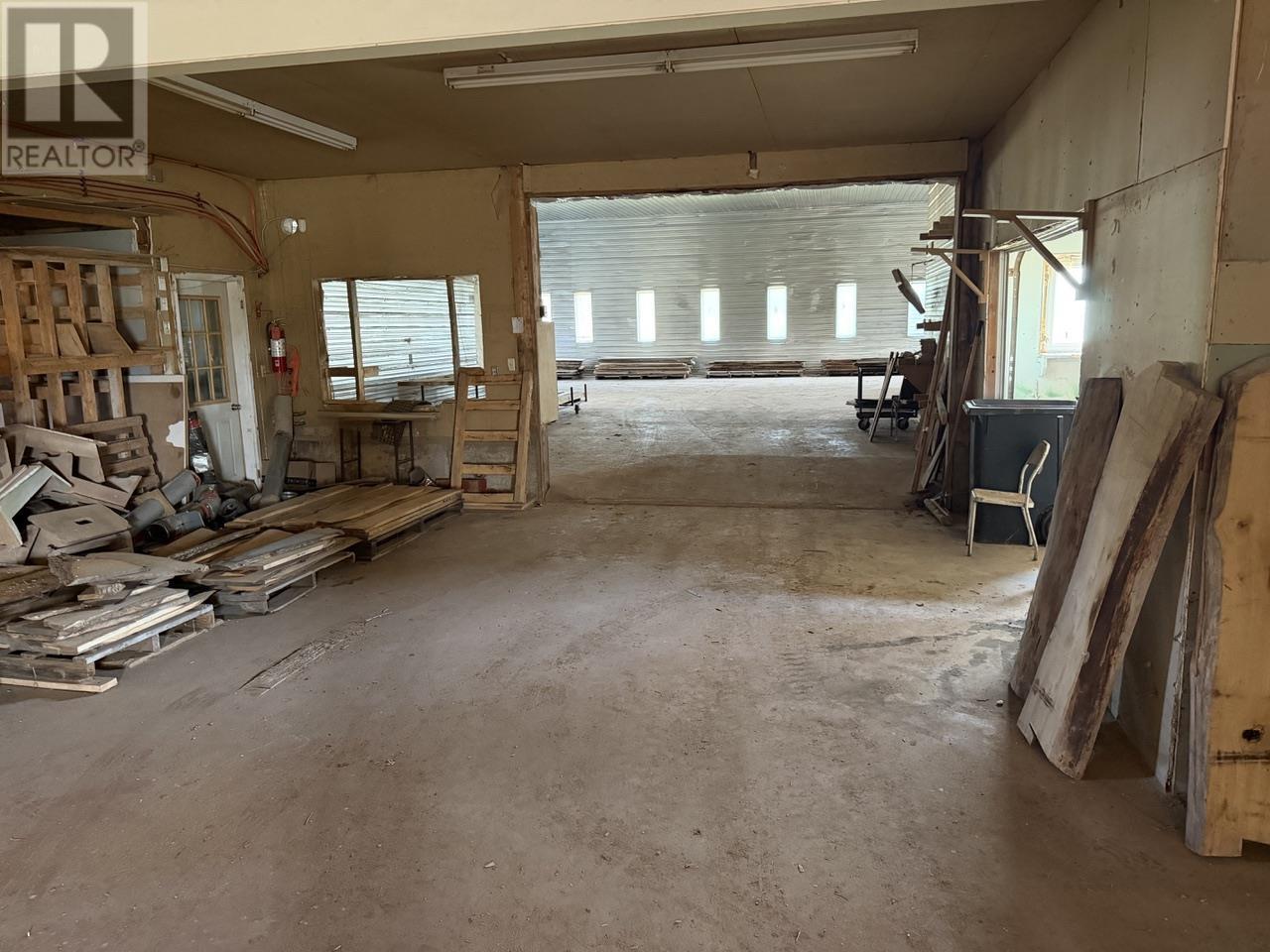 992 Northam Road Property Photo 8