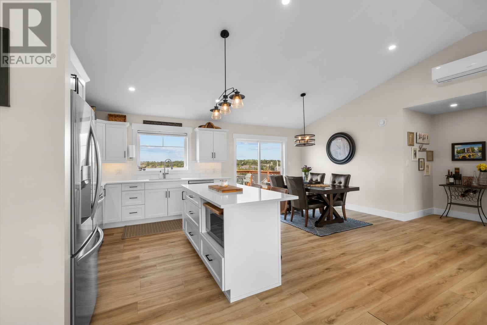 21 Waters Edge Lane Property Photo 8