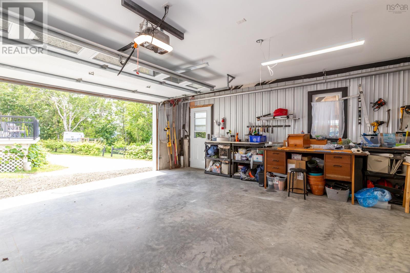 608 Granville Road Property Photo 29