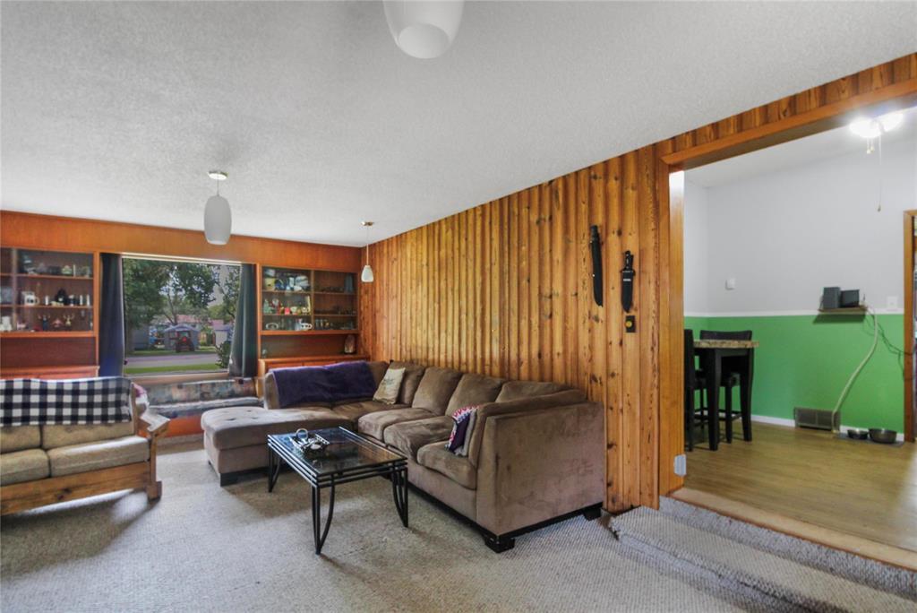 61 First Street N Property Photo 8