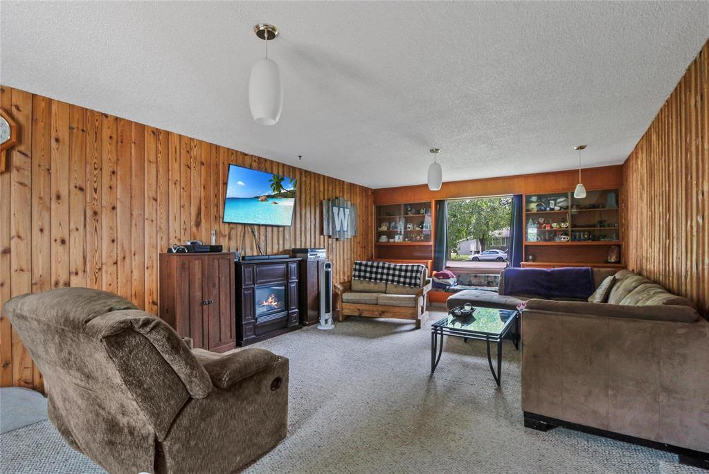 61 First Street N Property Photo 10