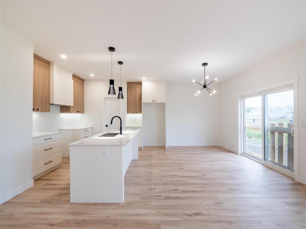 46 Harvest Crescent Property Photo 8