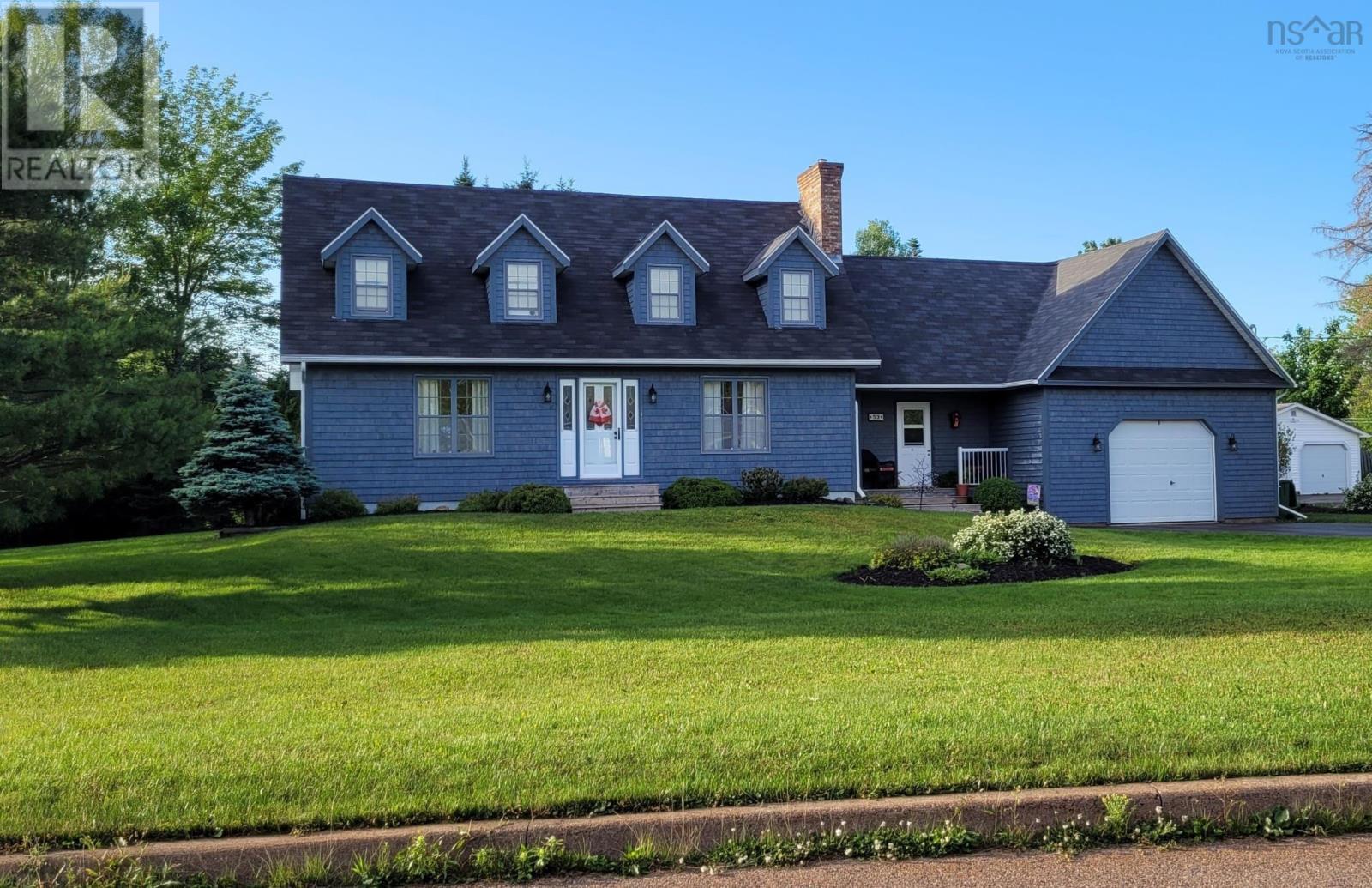 53 MEADOWLAND Avenue