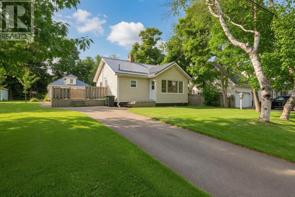22 Colonel Gray Drive