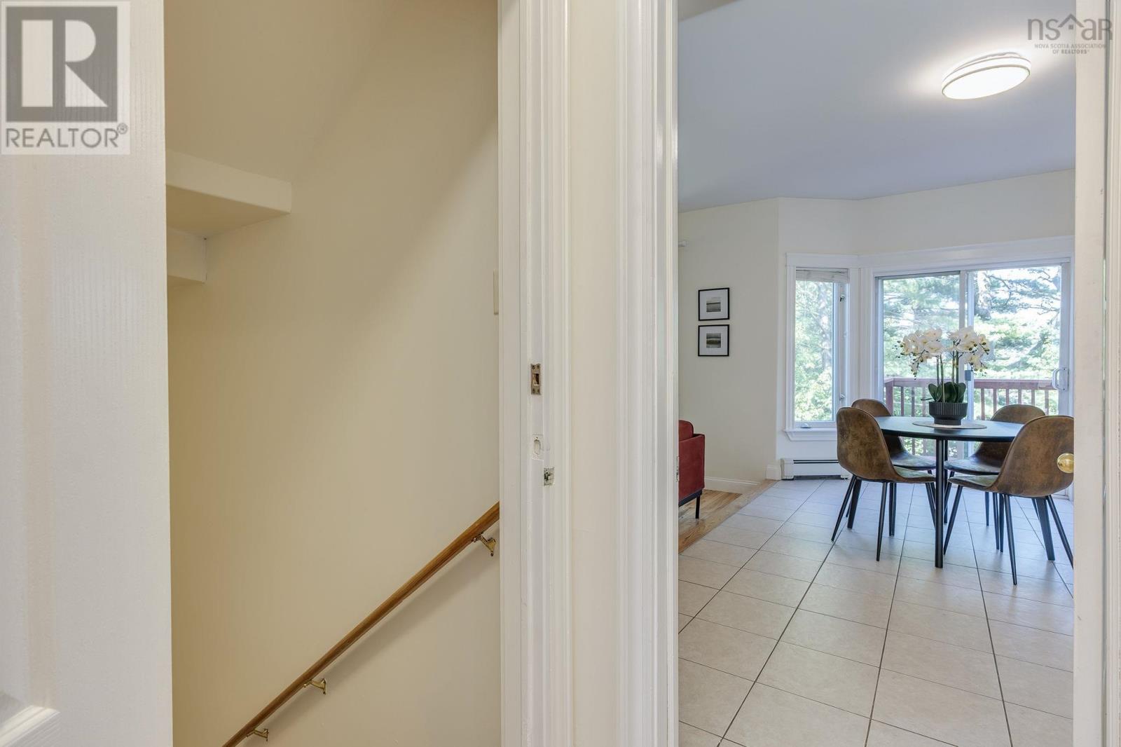 86 Stone Gate Drive Property Photo 21